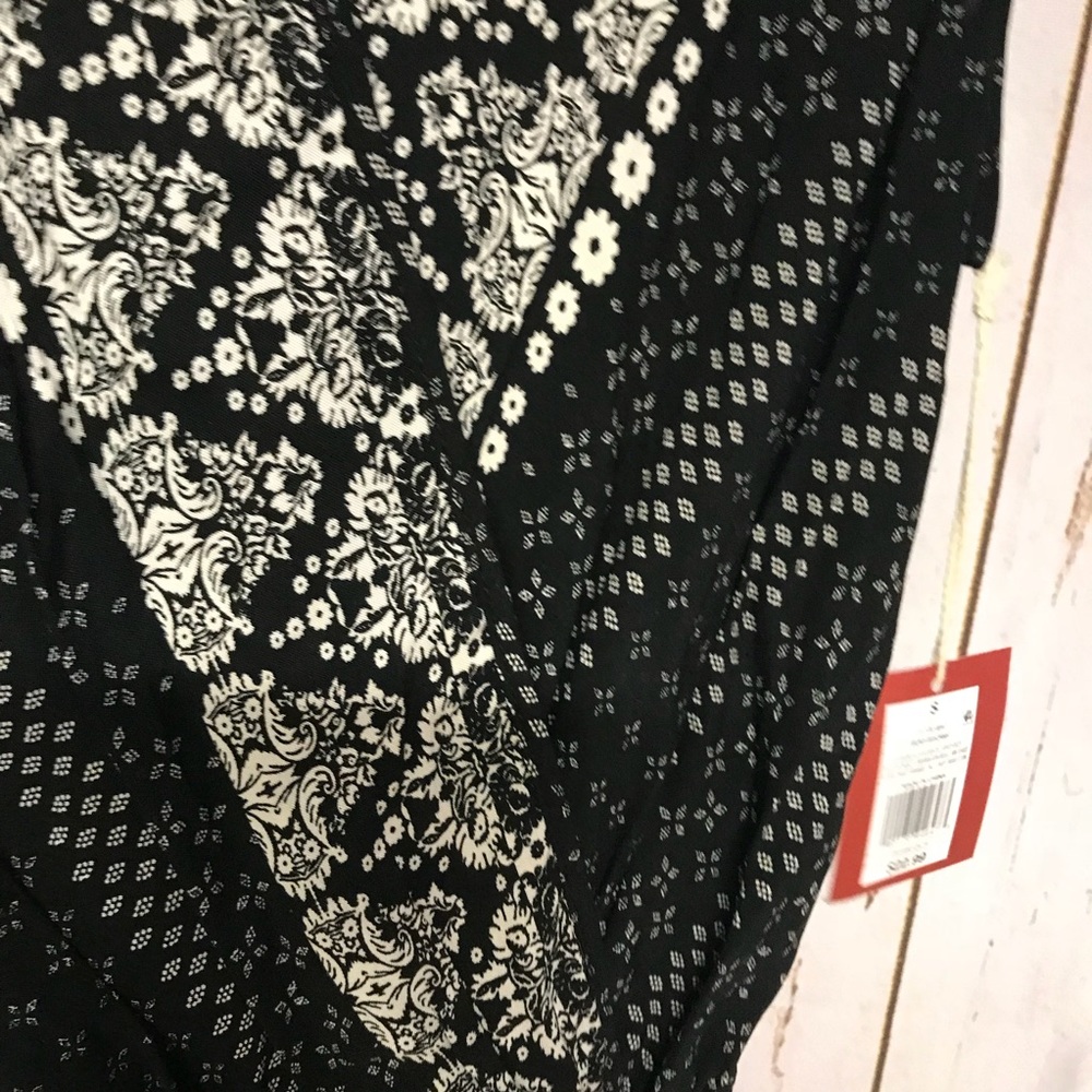 Romper - Picture 3 of 7